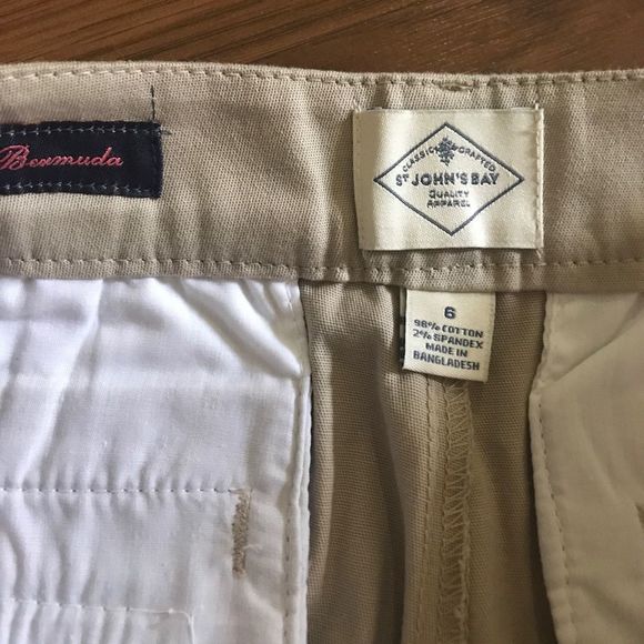 St John's Bay Bermuda shorts - Picture 3 of 4